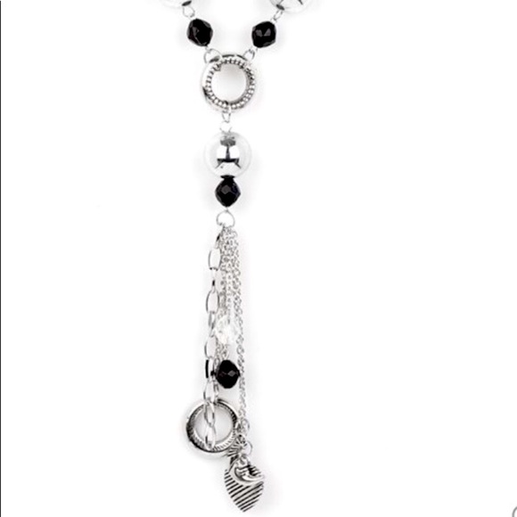 Total Eclipse of the Heart - Picture 2 of 5